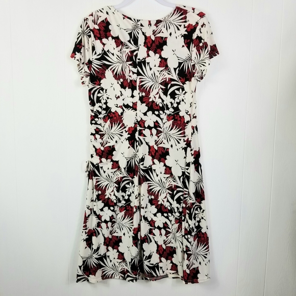 Cato red white and black  floral print Sz 12 - Picture 2 of 5